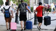 Last-Minute-Urlaub: 10 Kostenfallen, die Reisende kennen sollten