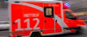 Lkw überrollt Arm von Radfahrerin in Berlin-Friedrichshain