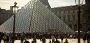 Louvre öffnet Galerie d'Apollon nach Juwelendiebstahl neu