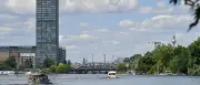 Mann stirbt nach Sprung in Rummelsburger Bucht in Berlin