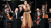 María Dueñas verzaubert 7000 Zuschauer bei Klassik am Odeonsplatz