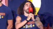 Marc Cucurella singt bei Spaniens Weltmeister-Party in Madrid