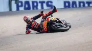 Marquez-Sturz und Bestzeit: MotoGP-Drama am Sachsenring