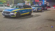 Massenschlägerei bei Burger King: Mann (28) von Range Rover überrollt