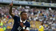Mbappé überflügelt Ronaldo und bricht WM-K.o.-Rekord