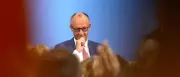 Merz verteidigt Unterhaltsvorschuss-Kürzung: Empörung bei SPD, Grünen und Verbänden