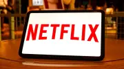 Netflix erwägt Live-TV und Abo-Bündel wegen sinkendem Vertrauen