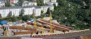 Neubau der Ringbahnbrücke auf A100: Brückenteile eingehoben – Zeitplan bis 2027