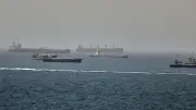 Neue Explosionen im Iran: Tanker in der Straße von Hormus angegriffen