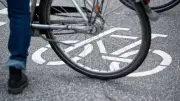 Neues Fahrradparkhaus am S-Bahnhof Wassmannsdorf eröffnet