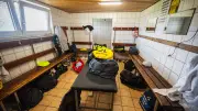 Niklas Süle in der Kreisliga: Pinkeln in der Dusche kostet 15 Euro
