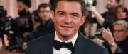 Orlando Bloom: Meine Hunde schlafen im Bett – auch Pudel Biggie Smalls