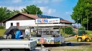 Polizei fasst falschen Verdächtigen nach Messerattacke auf Dorffest in Bayern