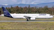 Polizei holt drei Israelis aus Lufthansa-Jet nach Eskalation an Bord