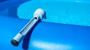 Pool mit Solarenergie heizen: So senken Sie die Kosten