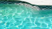 Pool-Panne in Spanien: 60 Urlauber durch Chlor-Gas verletzt