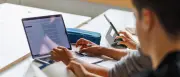 Potsdam rüstet 48 Schulen mit 4700 neuen Computern aus