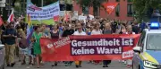 Protest in Potsdam: Hunderte gegen Klinikschließungen und Kürzungen