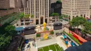 Riesiger Lego-WM-Pokal in New York: Über 1,3 Millionen Teile