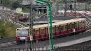 S-Bahn-Verkehr in Berlin-Wedding unterbrochen: Brand an Gleisen
