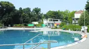 Sanierungsstau in Sommerbädern: Spucki geschlossen, Wannsee und Insulaner marode
