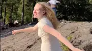 Schwedisches Model Julia Grop wird als Haaland-Double viral