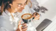 Sechs gute Gründe für die tägliche Tasse Kaffee: Leber, Herz, Gehirn profitieren