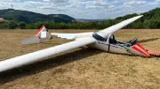 Segelflieger-Absturz in Eßweiler: Zwei Männer überleben unverletzt