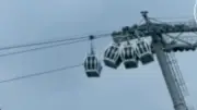 Seilbahn über Wolga: Windstoß lässt Gondeln kollidieren – 16 gerettet