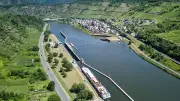 Sensor-Defekt: 100 Liter Diesel aus Passagierschiff in Mosel gelaufen