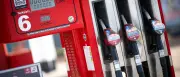 Spritpreise steigen rasant: Diesel überholt E10 und verteuert sich um 6 Cent