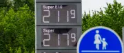 Spritpreise: Super E10 wieder über 2 Euro – Diesel bleibt darunter