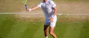 Struff erreicht Viertelfinale in Wimbledon nach Hurkacz-Aufgabe