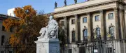 Studentische Beschäftigte in Berlin erhalten ab 2026 mehr Gehalt