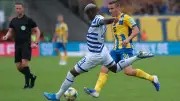SV Waldhof Mannheim verpflichtet Flügelspieler Leroy-Jacques Mickels