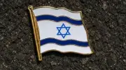 Syrer prügelt Mann mit Israel-Anstecker in Klinik – Generalstaatsanwalt ermittelt