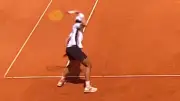 Tennis-Star Vacherot rastet aus: Schläger fliegt auf Zuschauer