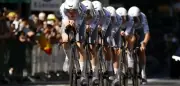 Tour de France 2026: Vingegaard gewinnt Teamzeitfahren in Barcelona
