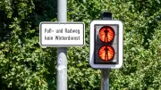 Tragödie in Leingarten: Mutter rettet Kind vor Zug, stirbt selbst