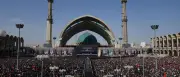 Trauerfeier für getöteten Ajatollah Chamenei in Teheran begonnen