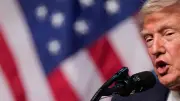 Trump: USA haben Iran „letzte Nacht hart getroffen“ – Straße von Hormus offen