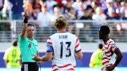 Trump-WM-Chef attackiert Schiri: Rote-Karte-Skandal eskaliert