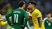 UEFA lehnt Rote Karte für Hand vorm Mund ab – anders als bei der WM