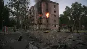 Ukraine: Russische Luftangriffe auf Kiew – Trump trifft Selenskyj am Rande des Nato-Gipfels