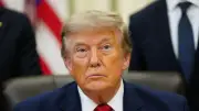USA bombardieren Iran vierte Nacht: Trump droht mit Angriffen auf Kraftwerke und Brücken