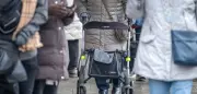 Versicherte zahlen 2025 mehr für Rollatoren und Hörgeräte
