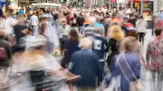 Vertrauen in den Staat auf historischem Tiefstand: Nur 17 Prozent sehen Handlungsfähigkeit
