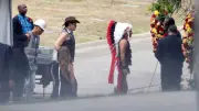 Village People ehren verstorbenen Leadsänger Victor Willis mit Kostümen