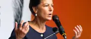 Wagenknecht: Singen der DDR-Hymne ist kein Skandal