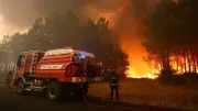 Waldbrand in Frankreich: 12.000 Urlauber evakuiert